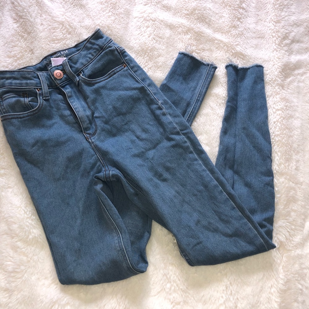 Skinny jeans light blue